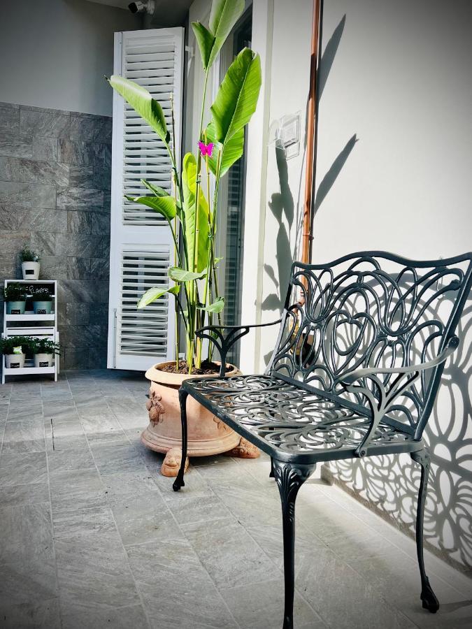 Bed and Breakfast Lucentum Прато Экстерьер фото